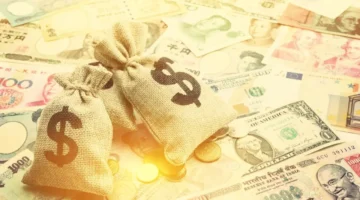 تحديثات الصرف.. تباين أسعار العملات مقابل الريال السعودي في تعاملات الاثنين 5 يناير 2026